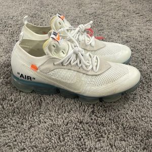 COPY - Vapor max off white